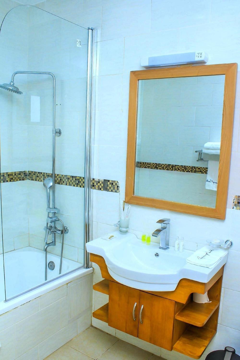 Rosemary Courts Bed And Breakfast Εντέμπε Εξωτερικό φωτογραφία